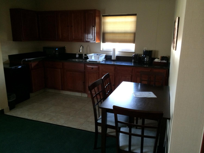 Others, Pacer Inn & Suites Motel, Delaware
