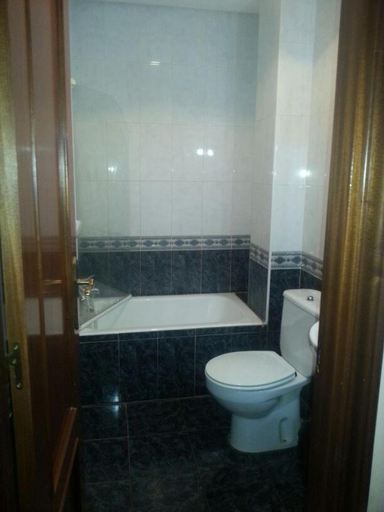 Bathroom 5, Hotel Durtzi, Álava