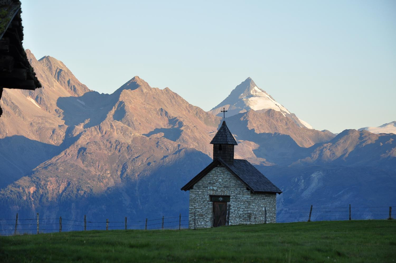 Others 3, Almgasthaus Glocknerblick, Spittal an der Drau