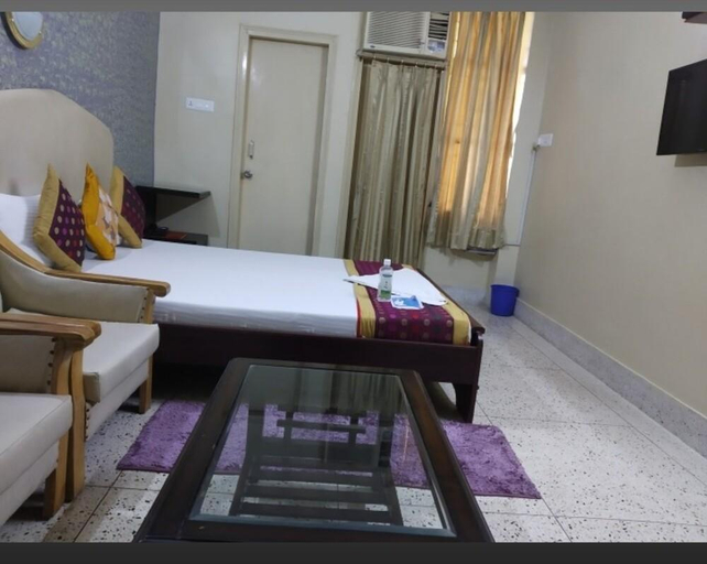 Bedroom 2, Atithi Ashray, Patna