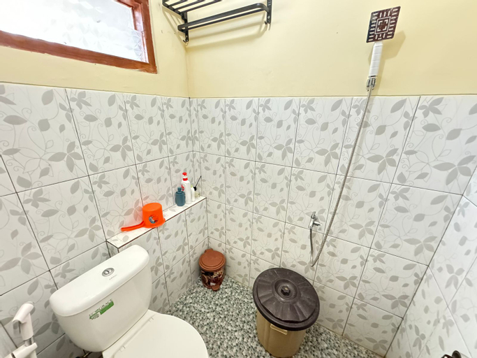 Bathroom 4