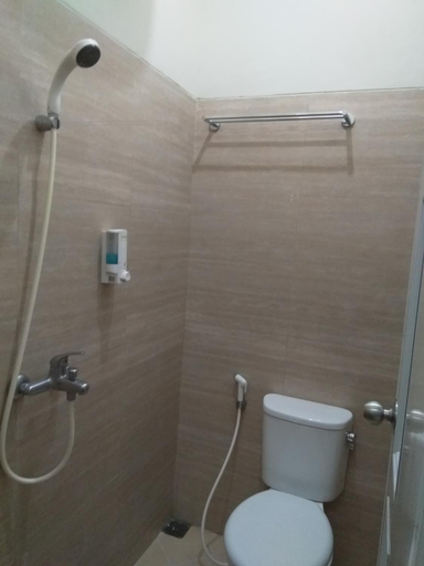 Bathroom 8
