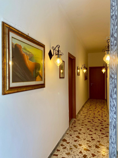 Others 5, Residenza Porta di Mare, Salerno