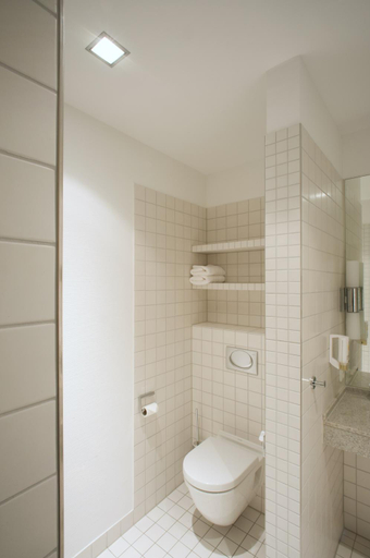 Bathroom 5, Hotel Bremer Hof, Lüneburg