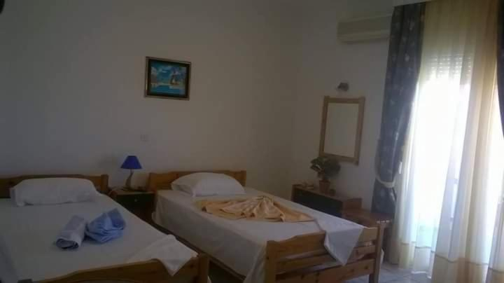 Others 2, Benjamin's Rooms, Central Macedonia