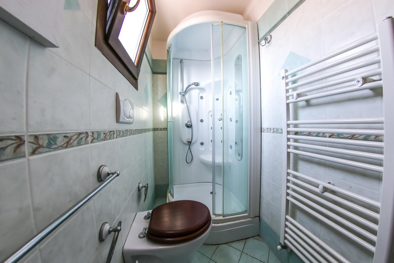 Bathroom 5, Dimore Sonore, Lecce