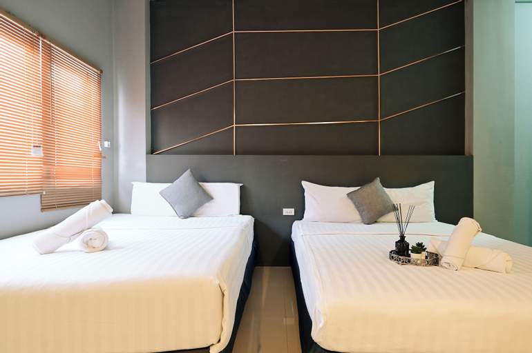 Bedroom 12