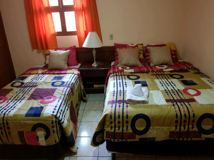 Bedroom 2, Hotel Villa Angelo, Managua