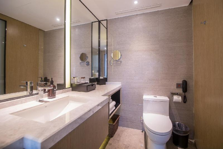 Bathroom 4