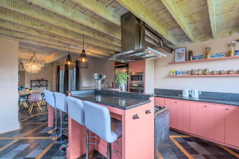 Others 2, 15 Min to Lille - Beautiful 14p House, 5 Bedrooms with parking, Nord