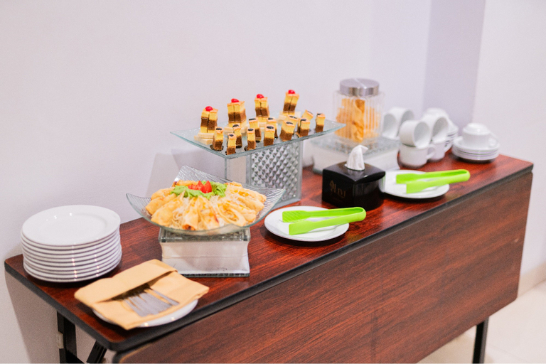 Food & Drinks 6