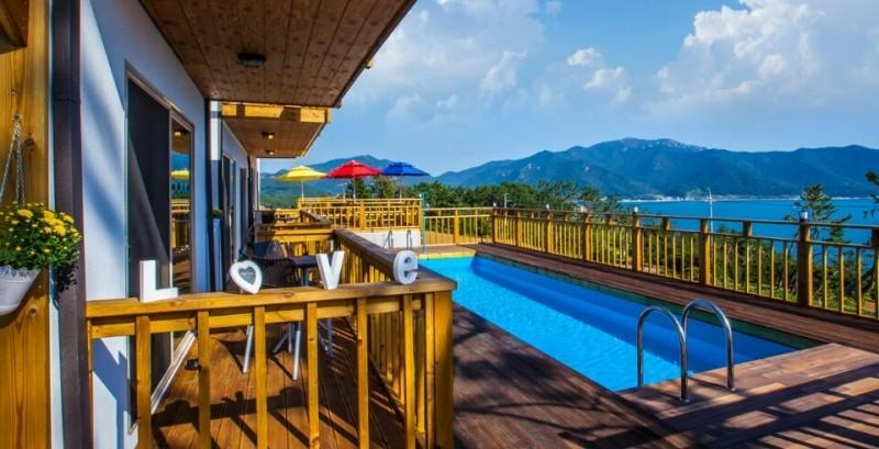 Others 3, Namhae Raon Pension, Namhae
