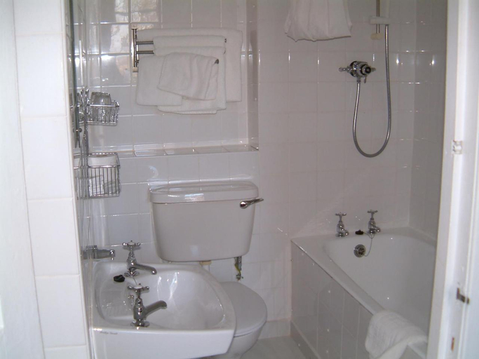 Bathroom 3, Terrace hotel, Edinburgh