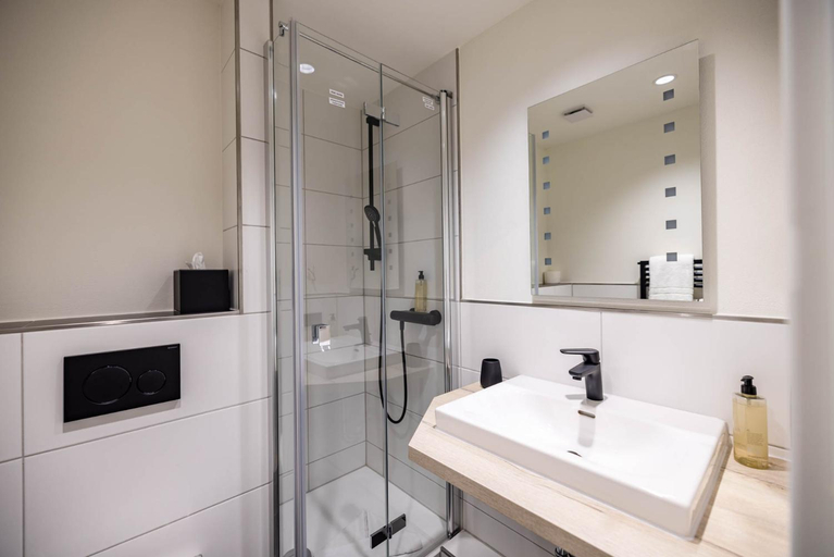Bathroom 4, The Oceans, Ostholstein