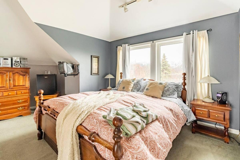 Bedroom 13