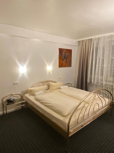 Bedroom 2, Luise City - An der Philharmonie, Essen