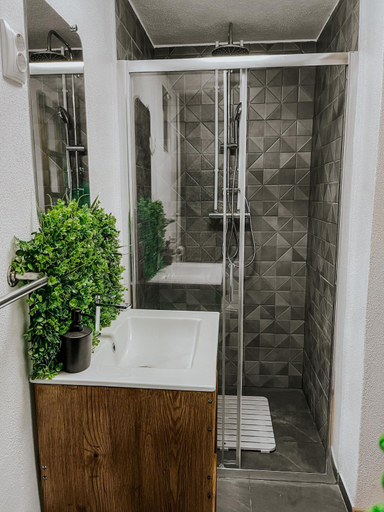 Bathroom, Roua by NorAtlas Heritage - Adults Only, Gura Teghii