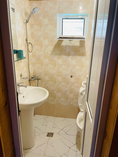 Shower, Kaprovani Villa 22, Ozurgeti