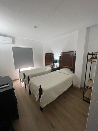 Bedroom 4, CASA DO PACO NOVO, Castelo de Vide