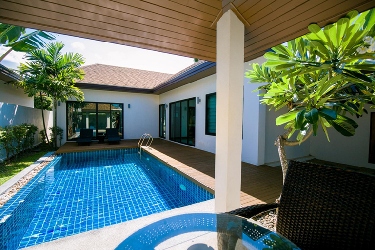 Swimming Pool 15