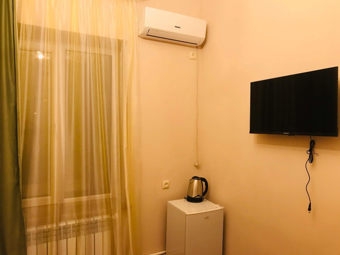 Others 5, Arm Hotel, Yerevan