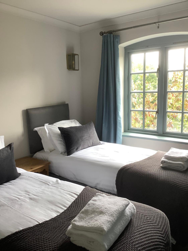 Bedroom 2, The Mooring Post                                                                            , Gloucestershire