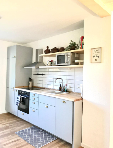 Others 5, Work from Home 2BR, FREE parking,Netflix,Near BASF, Ludwigshafen am Rhein