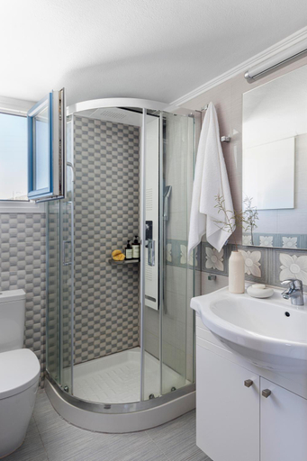 Bathroom, Mytakas Houses, South Aegean
