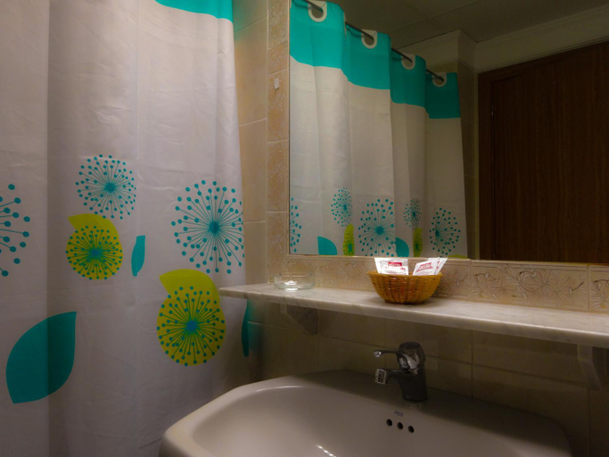 Bathroom, Hotel Azuqueca, Guadalajara