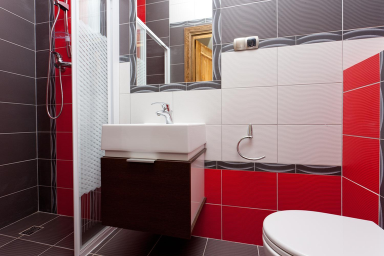 Bathroom 2, DW California, Gryfice