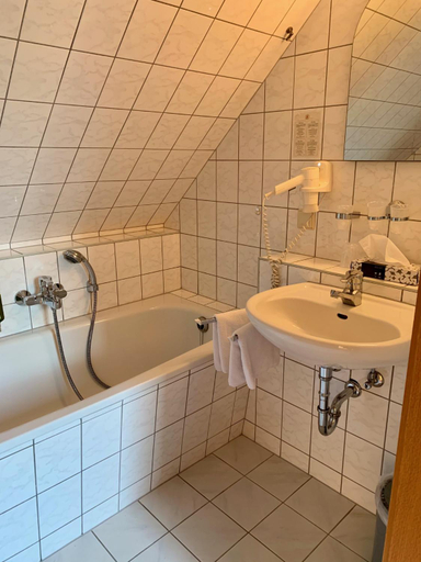 Bathroom 4, Parkhotel Pretzsch, Wittenberg