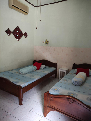Bedroom 12