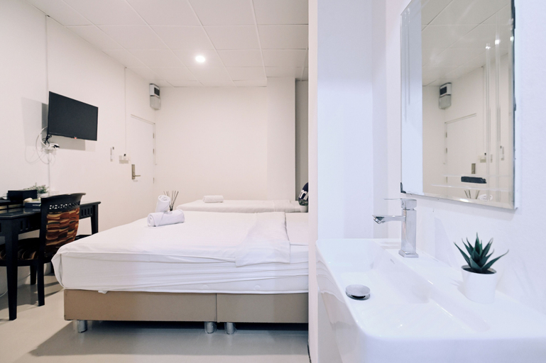 Bedroom 5