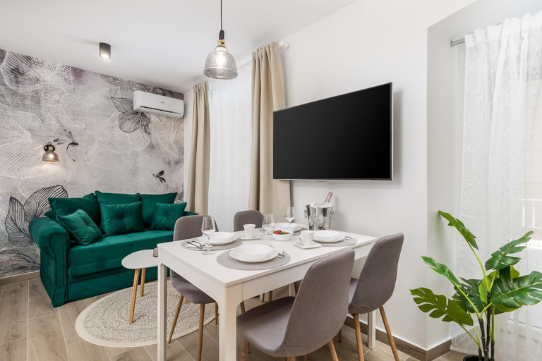 Facilities 4, Srnec Apartments - Korzo, Rijeka