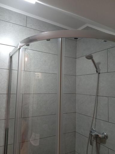 Bathroom 2, 39 Apart Hotel, L'vivs'ka