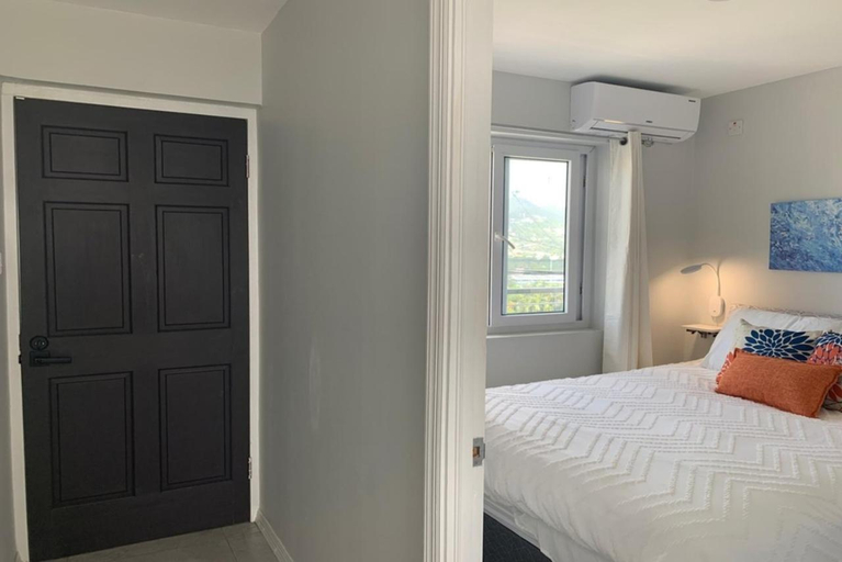 Bedroom 3, Oceanview Marisule Ridge