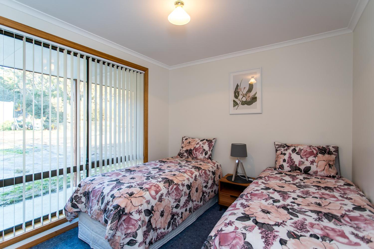 Acton Park Holiday Units, Clarence