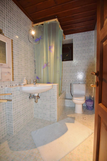 Bathroom, Erato House, Thessaly