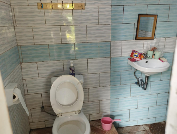Bathroom 5, Dupas Luce Love Lodges, Pagbilao