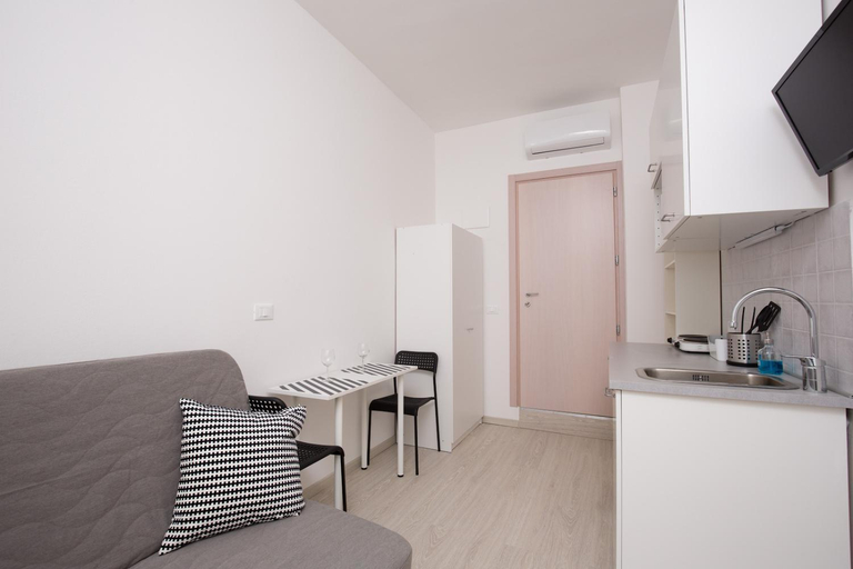 Others 2, Rimini Youth Apartment, Rimini