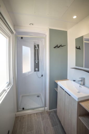 Bathroom 5