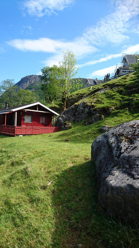 Others 2, Hytte ved Preikestolen, Forsand