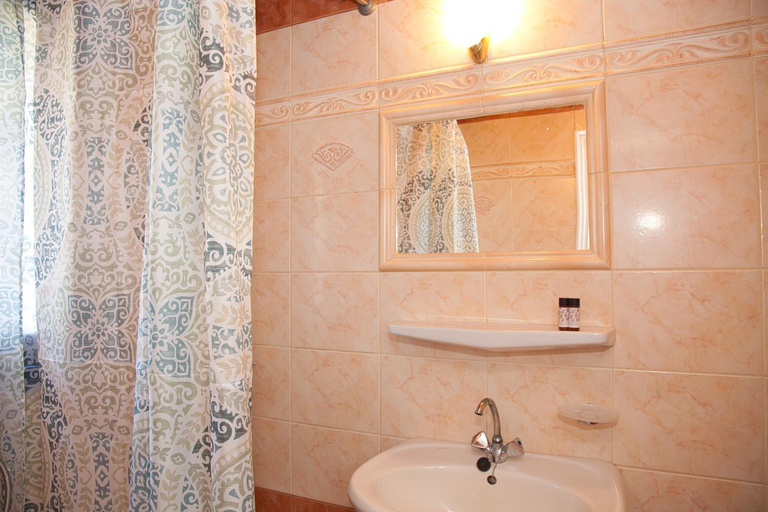 Bathroom 2, STUDIOS ATHENA, Attica