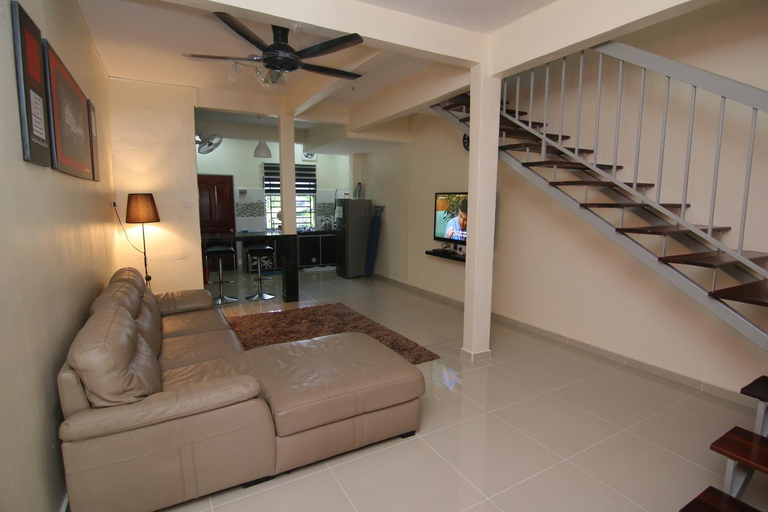 Others 4, Homestay Hj Esmon 3 UTHM Parit Raja, Batu Pahat
