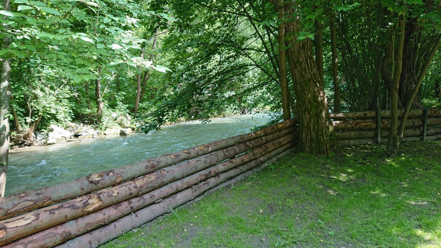 Others 4, Rekreacne domy pod Vlkolincom, Ružomberok