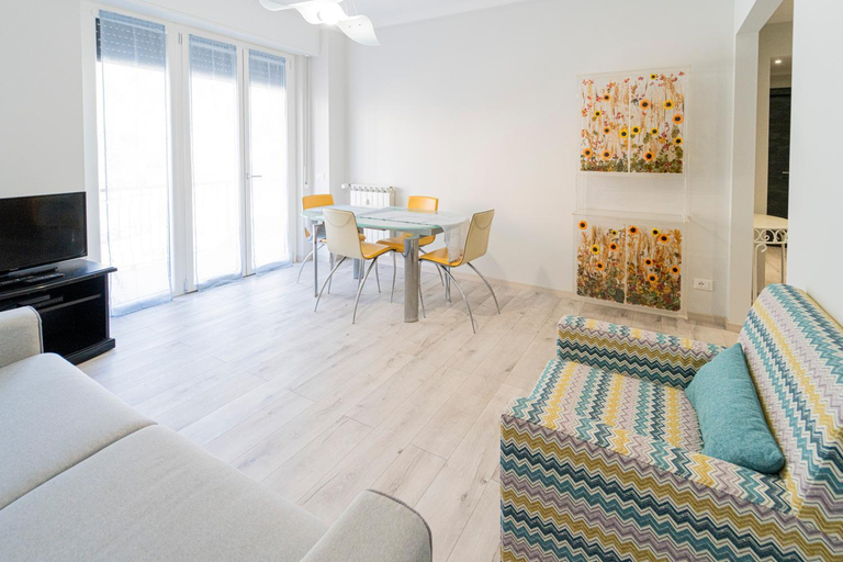 Others 5, 097 - Casa Stella a Riva Trigoso, 300 metri da mare e spiaggia, POSTO AUTO PRIVATO GRATIS, Genova
