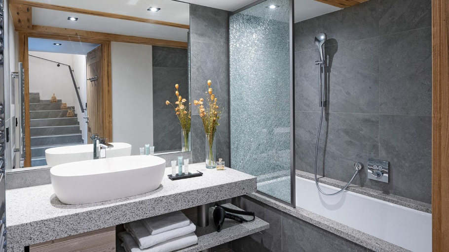Bathroom 2, MGM Hotels & Residences - Residence Amaya, Savoie