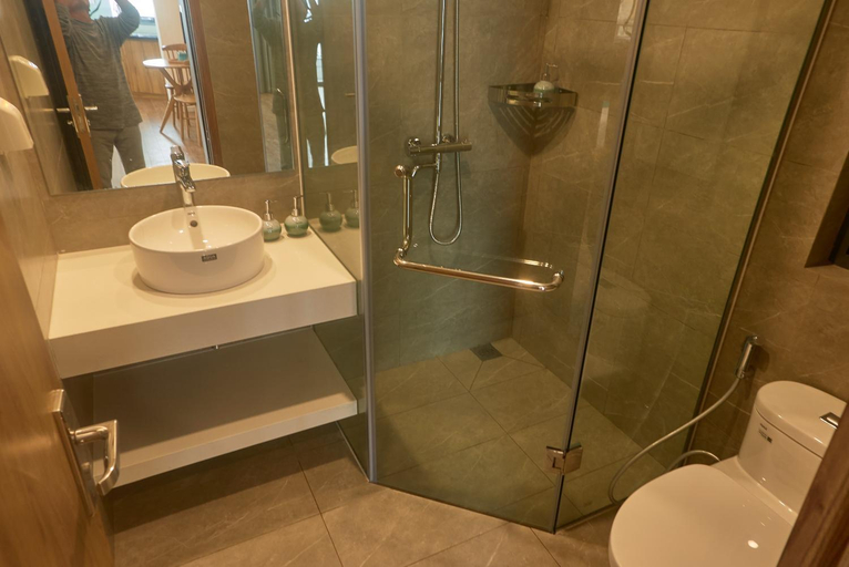Bathroom, Hanoi Shouten Home Lakeside, Ba Đình