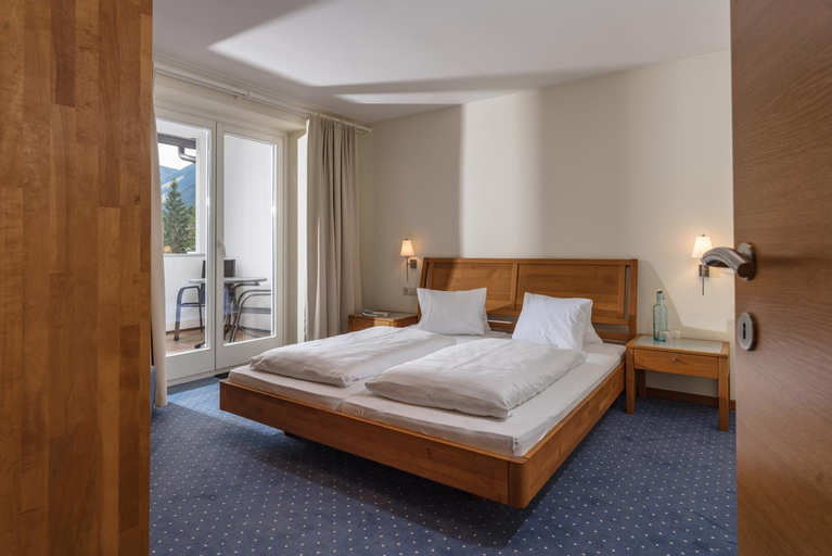 Bedroom 2, Aparthotel Tritscher, Liezen