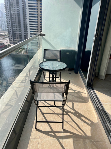 Others 3, GCV1, Dubai